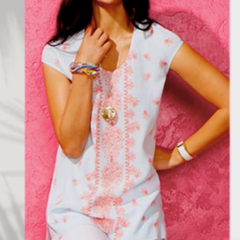 ❤️EUC CAbi Serene Tunic Sleeveless Top